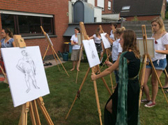 Workshop naaktmodel schilderen in Gent tijdens vrijgezellen